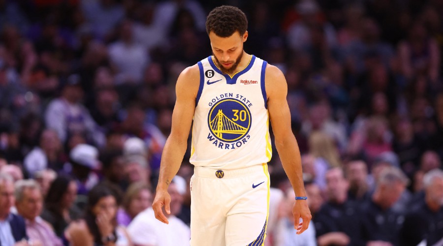 Commentateur ‘surpris’ par curry (vidéo)