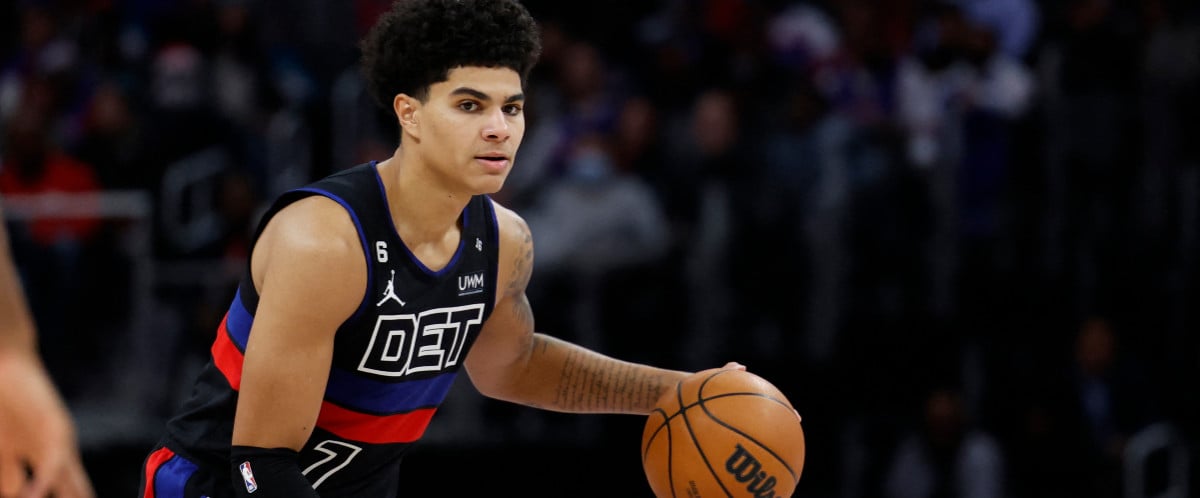 Hayes suspendu pour seulement trois matchs