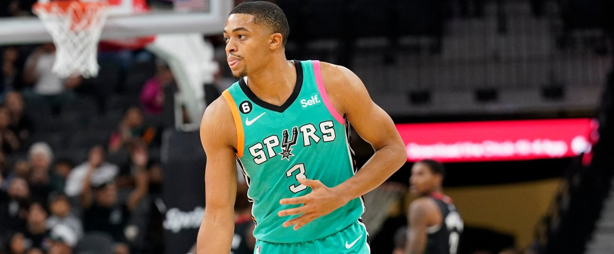 Les Spurs se réveillent