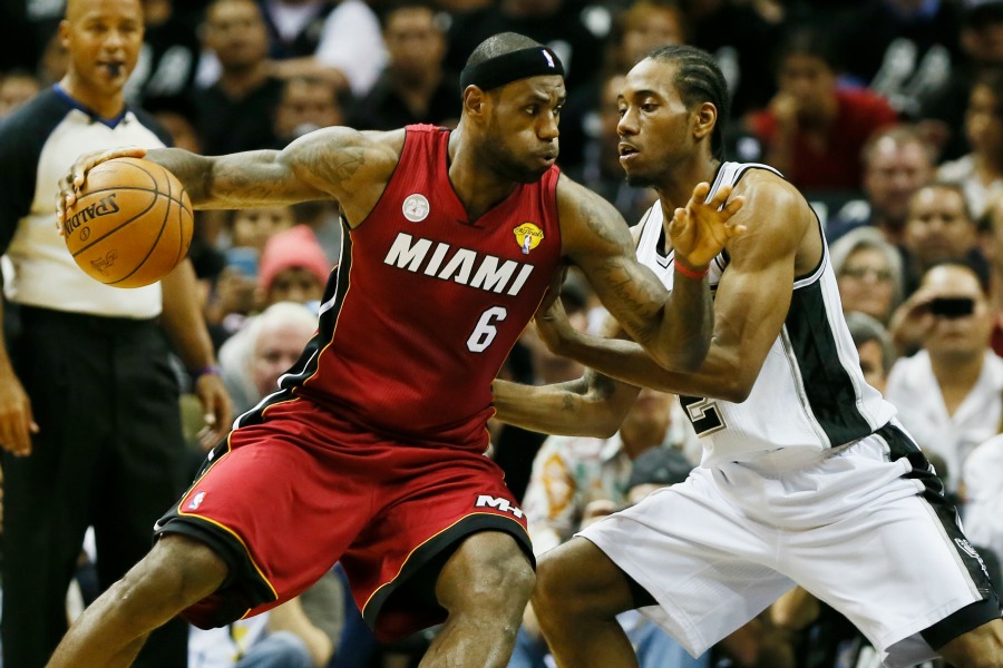 Leonard, le cauchemar de James